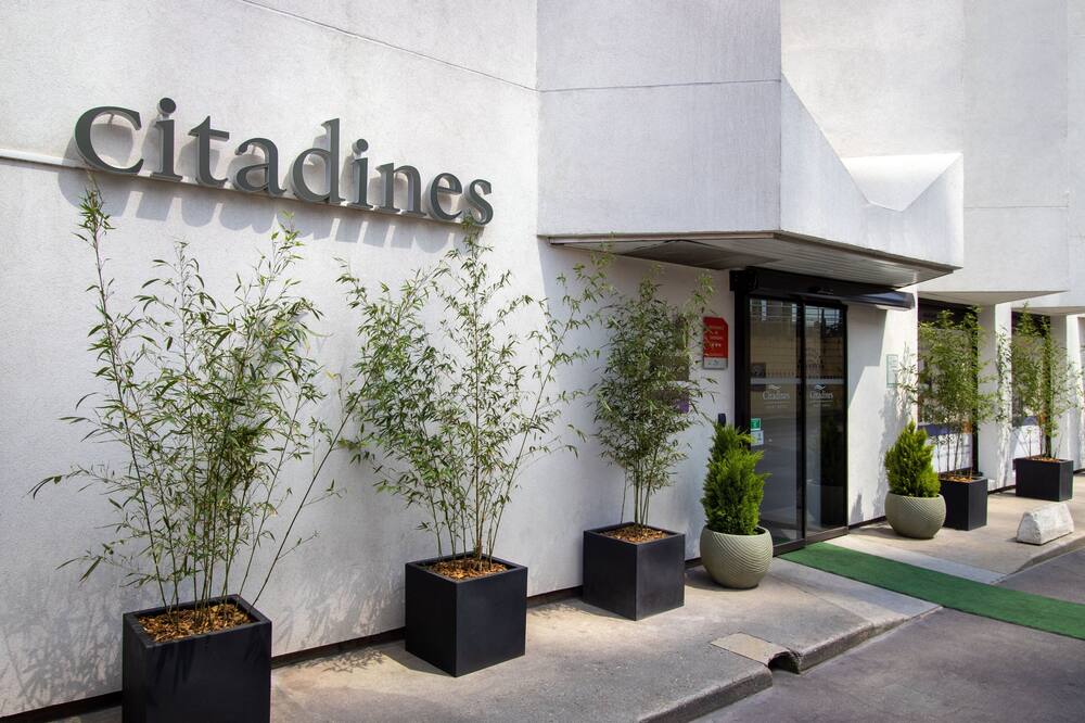 シタディーヌ ラ デファンス パリ 写真