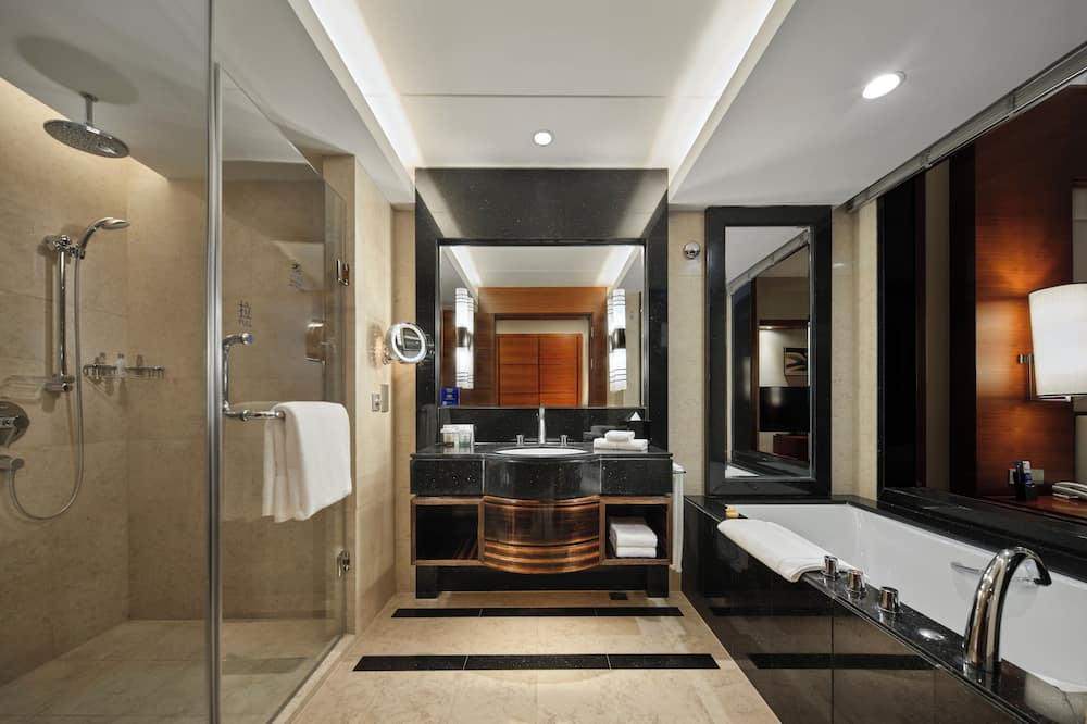 ヒルトン ヘフェイ 写真