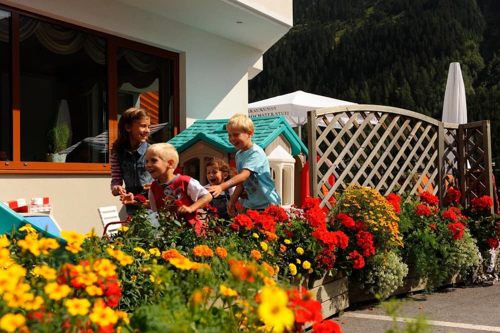 ホテル ポスト カップル 写真