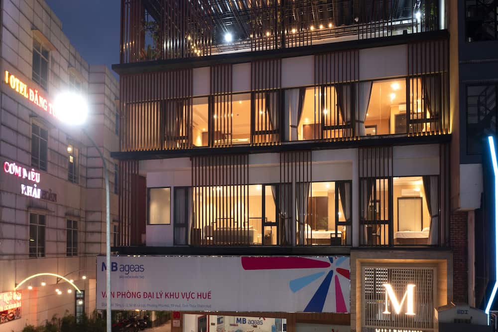 ミレニアム ヒューホテル 写真