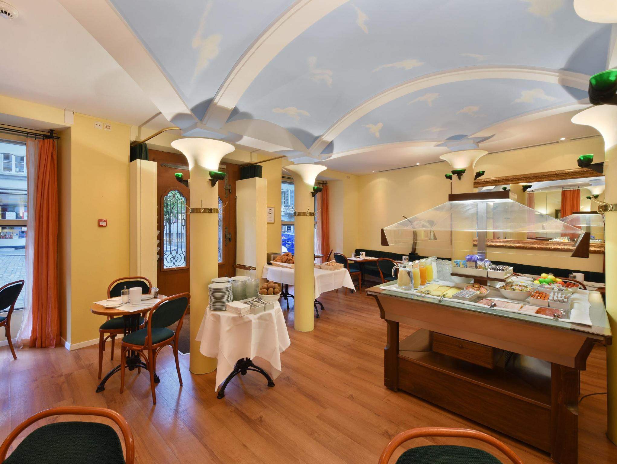 アルトシュタット ホテル クローネ 写真