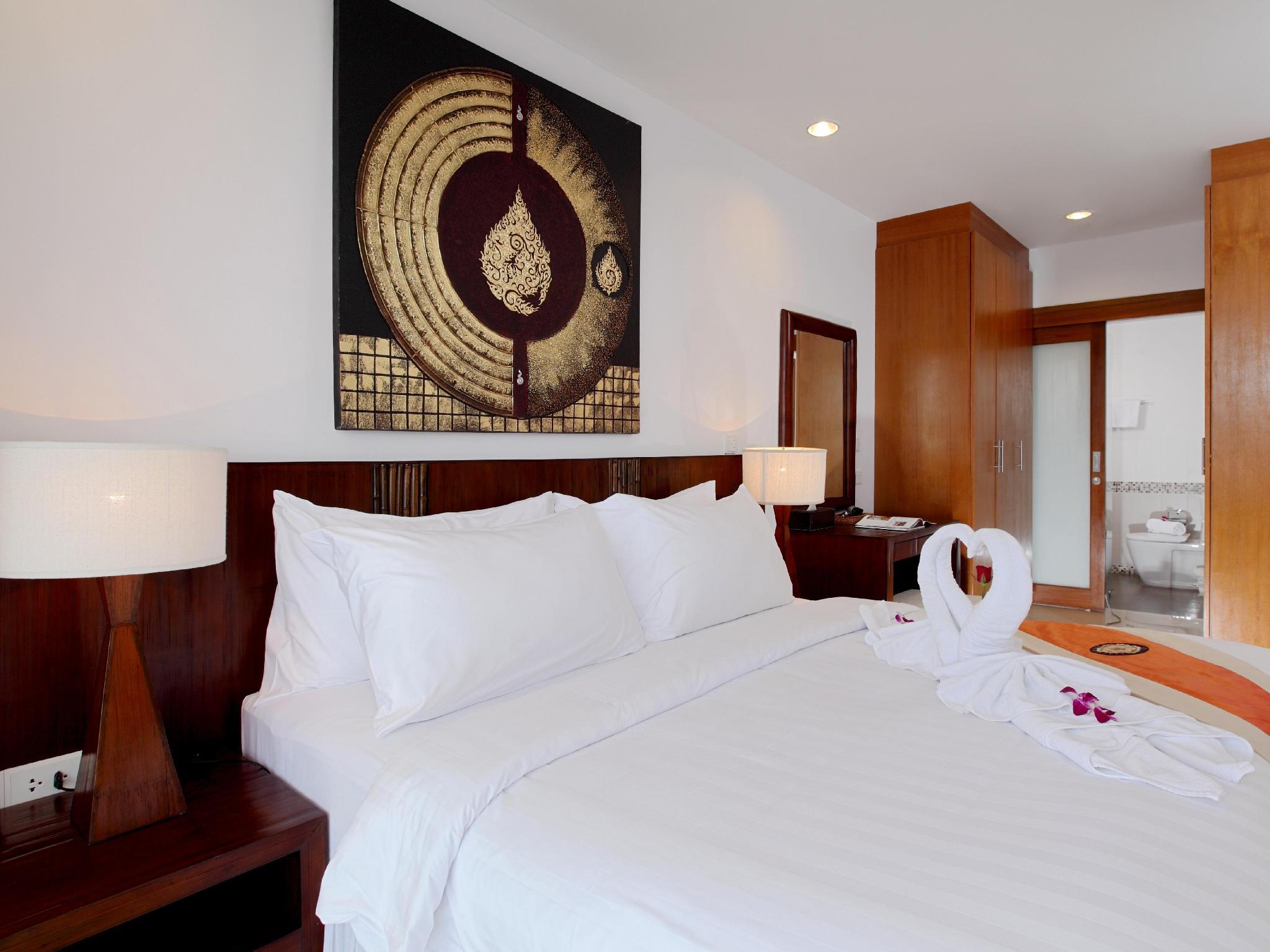 ザ パーク スリン サービスド アパートメンツ バイ リサバ 写真