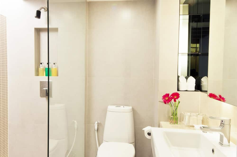 トリニティ シーロム ホテル 写真