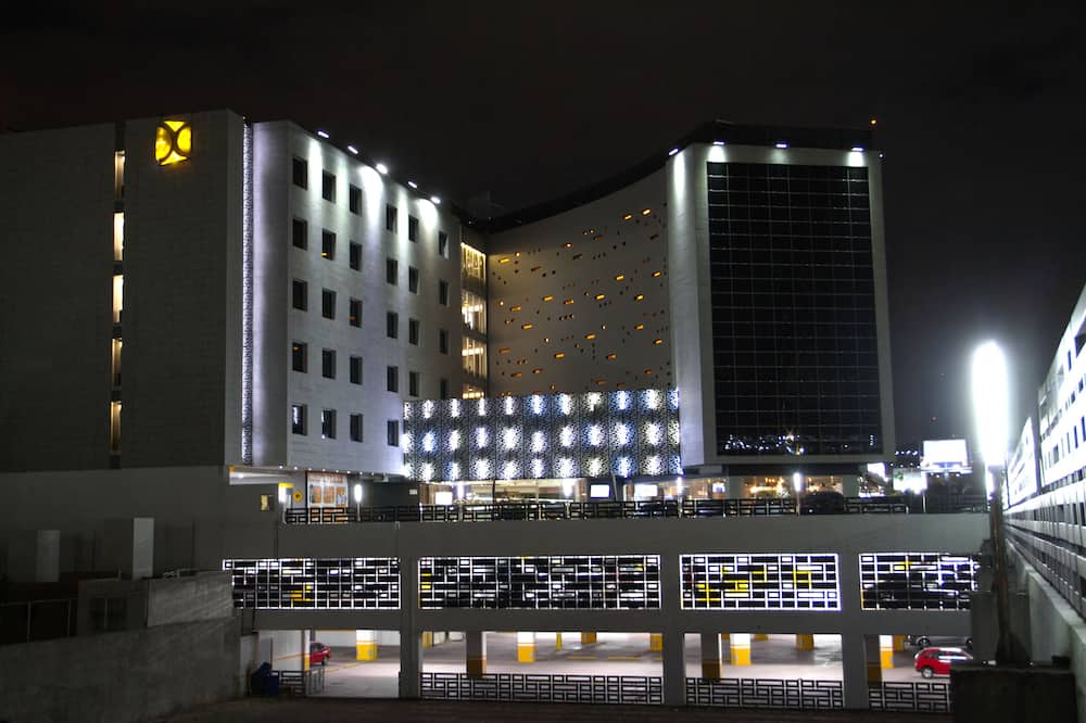 ドムン ホテル 写真