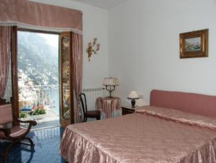 ホテル レジネッラ 写真