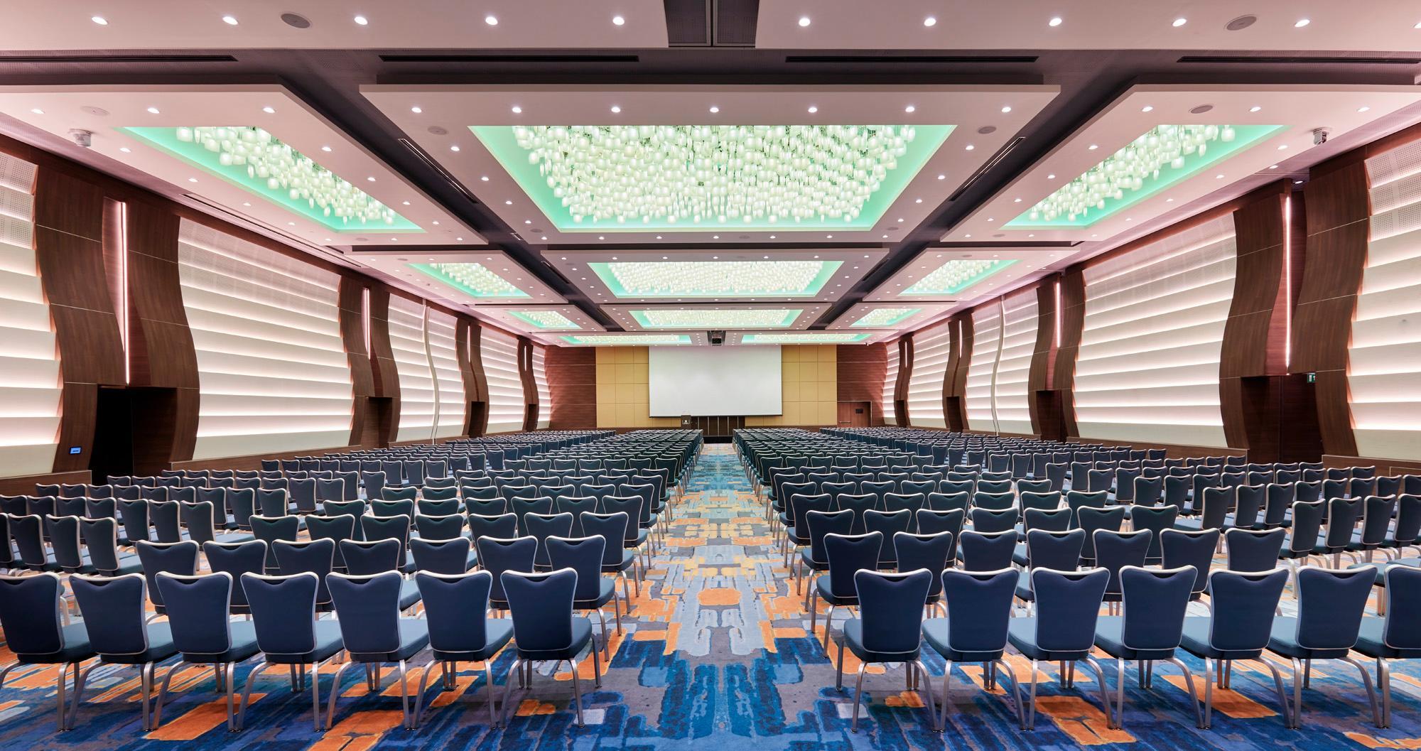 ホリデイ イン ドーハ ザ ビジネス パーク バイ IHG 写真