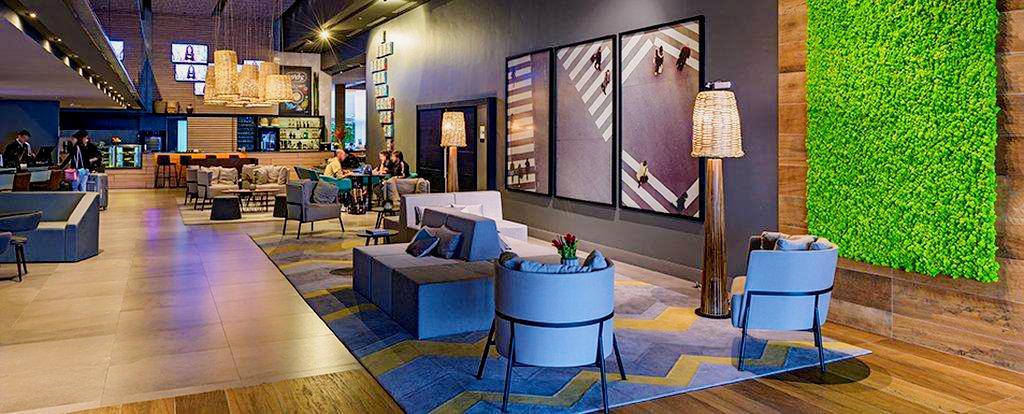 ノボテル クリチバ バテル 写真