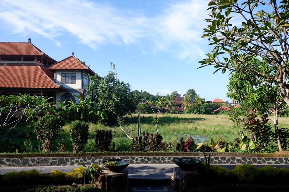 ダナサリ ホームステイ 写真