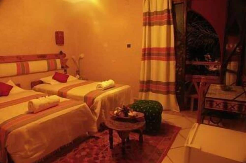 Fibule Du Draa Kasbah D'hôtes 写真