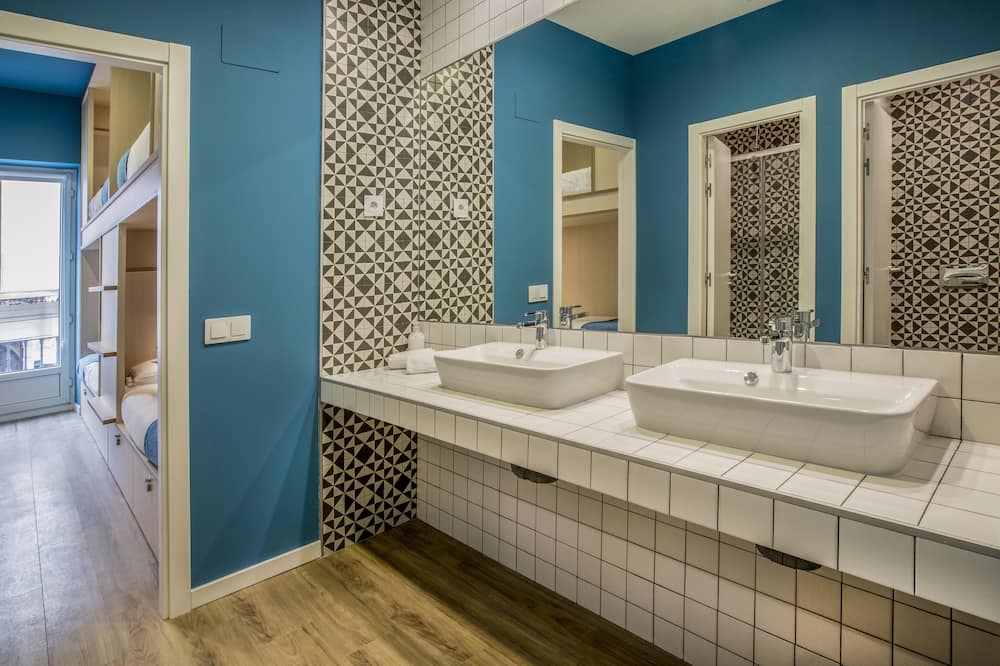 モラ ホステル 写真