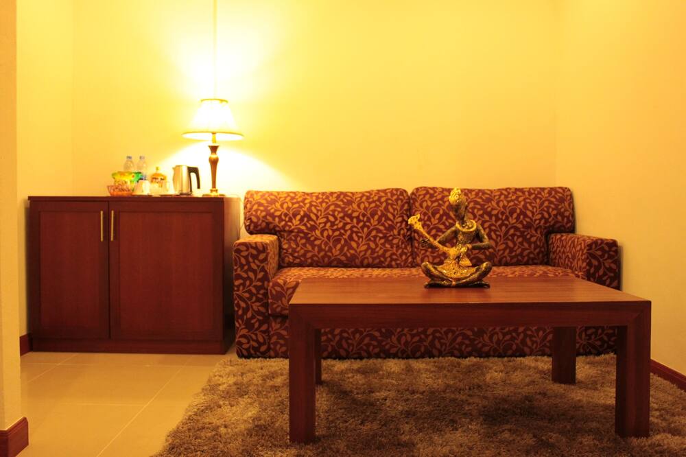 パトン ヘミングウェイズ ホテル 写真