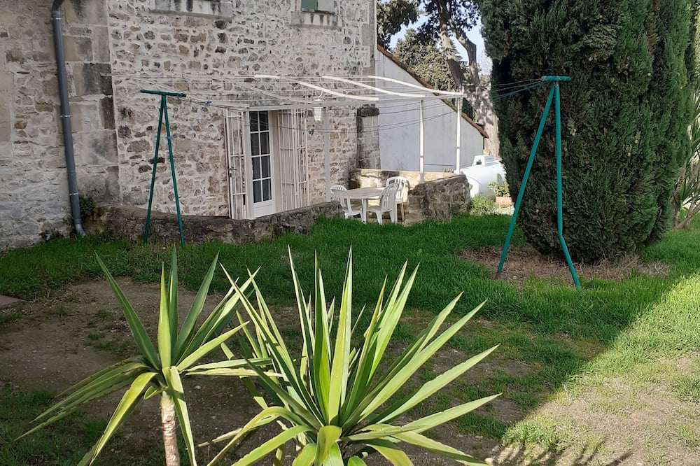 Stone sheepfold 写真