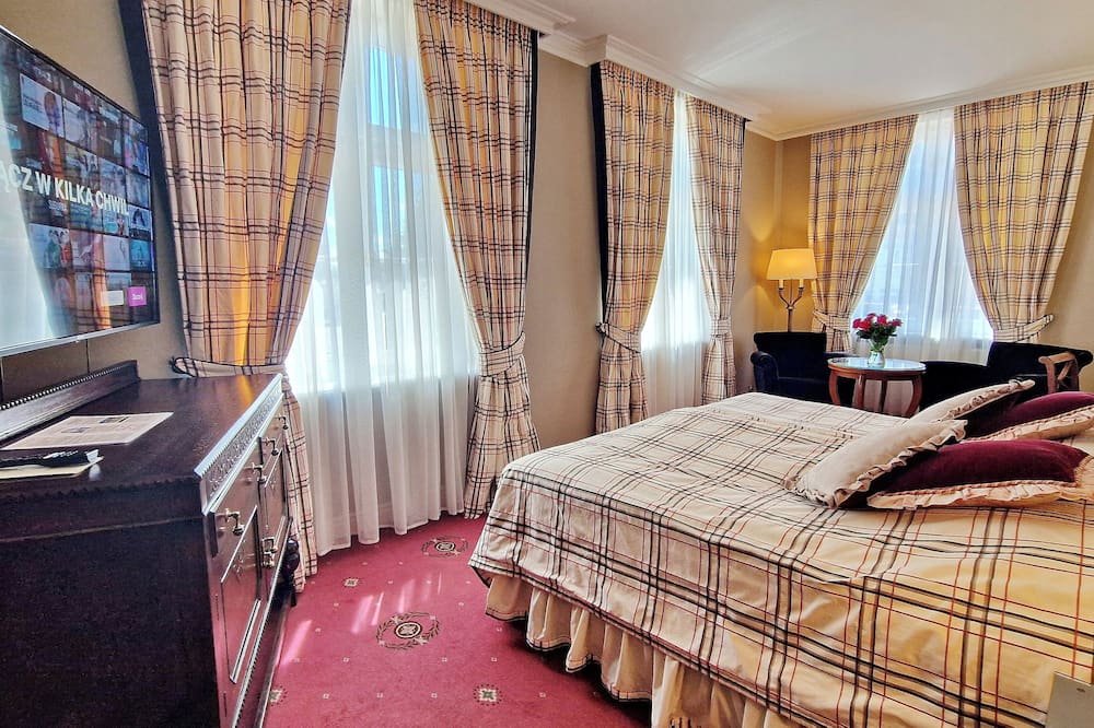 ホテル ポデヴィルス 写真