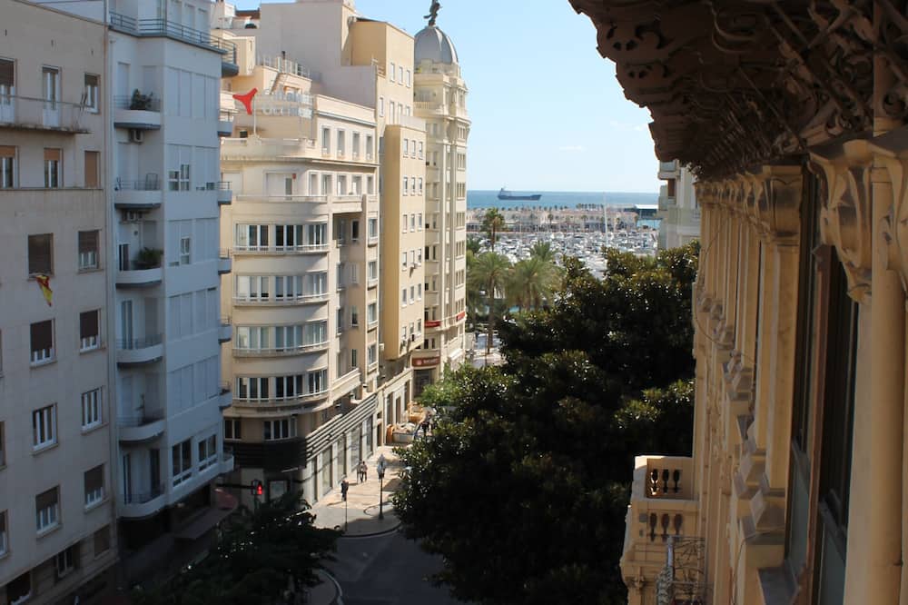 ""ランブラ アリカンテ コンタクトレス"","2 写真