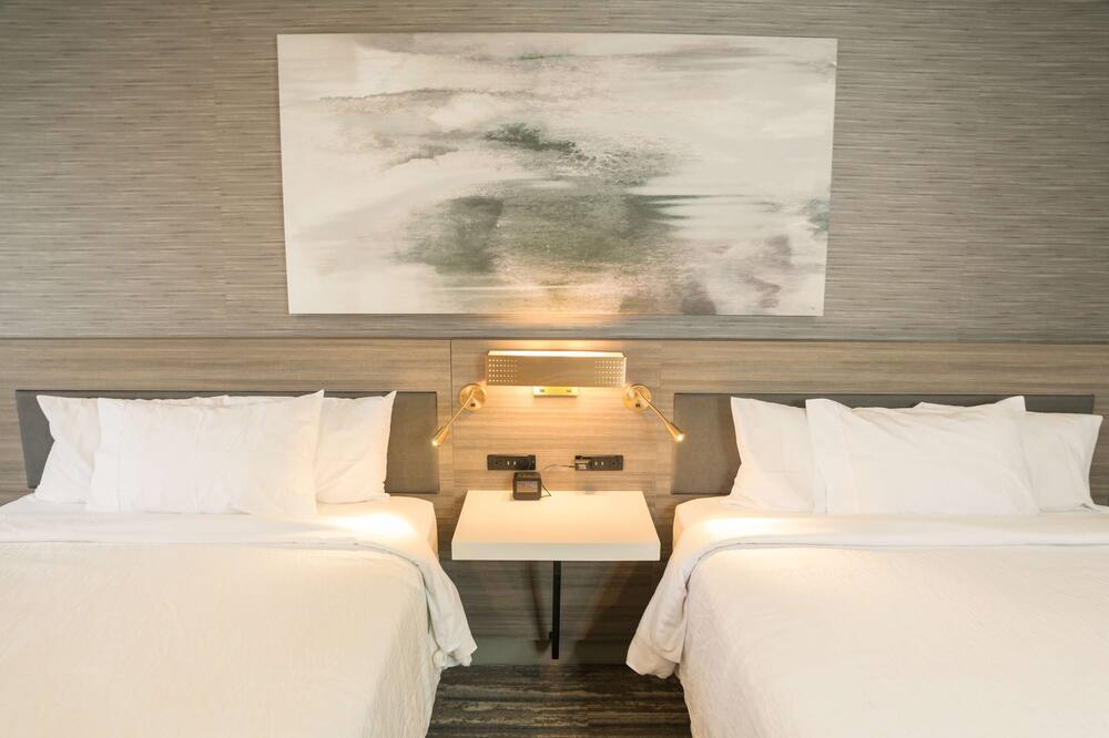 ヒルトン ガーデン イン ロサンゼルス モンテベロ 写真