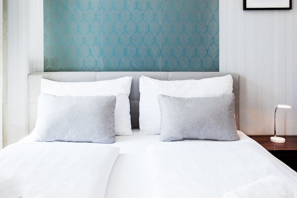 ベスト ウエスタン プラス セレブリティ スイーツ 写真