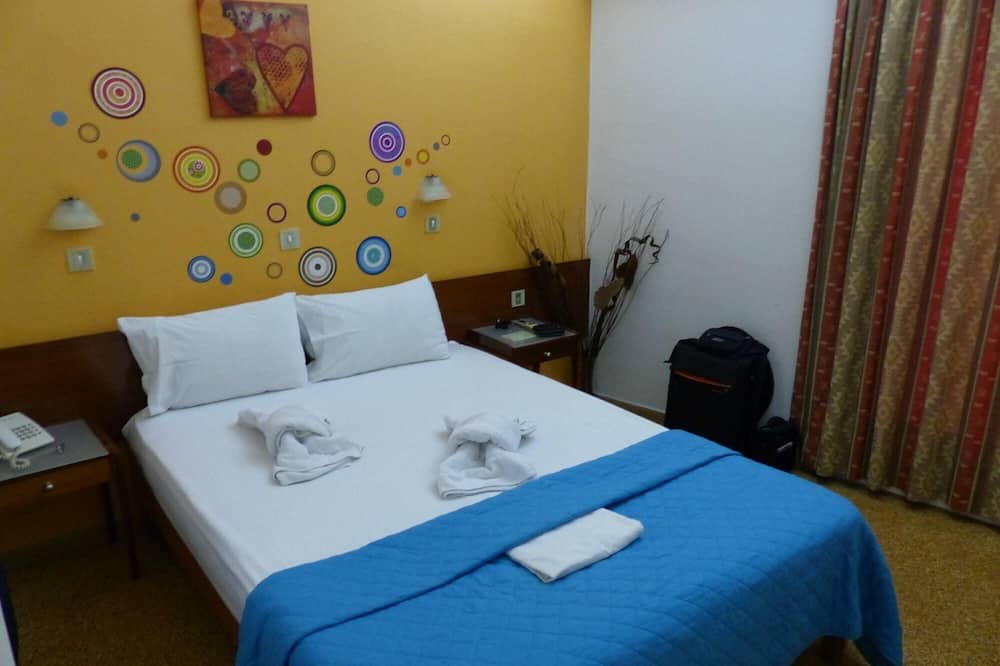 パシファエ セルフ ホテル 写真