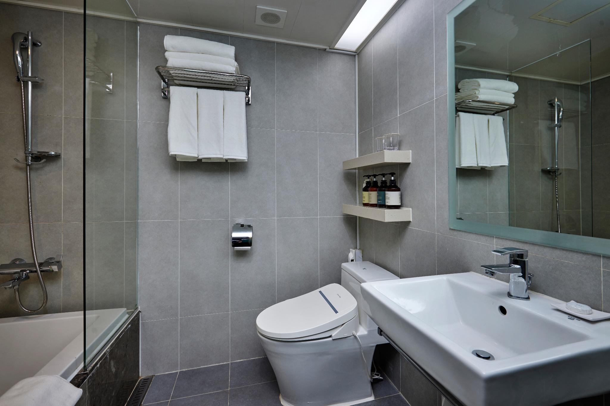 ホテル インターシティー 写真