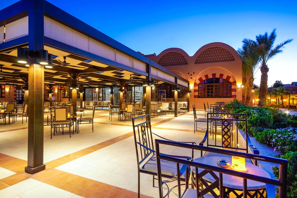 ジャズ マカディ オアシス リゾート 写真