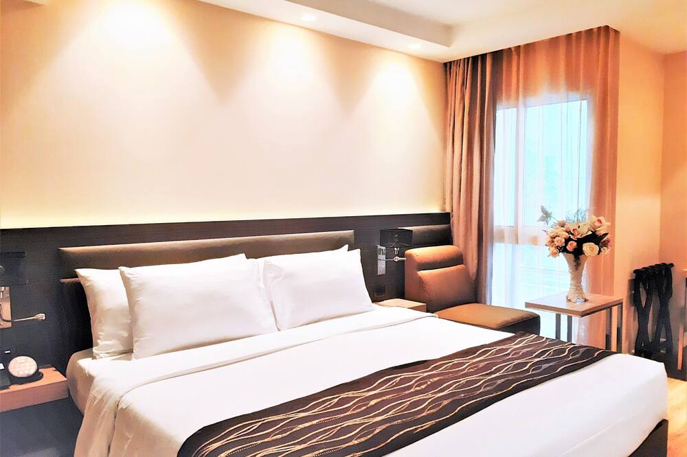 アモラ ネオラックス スイーツ 写真