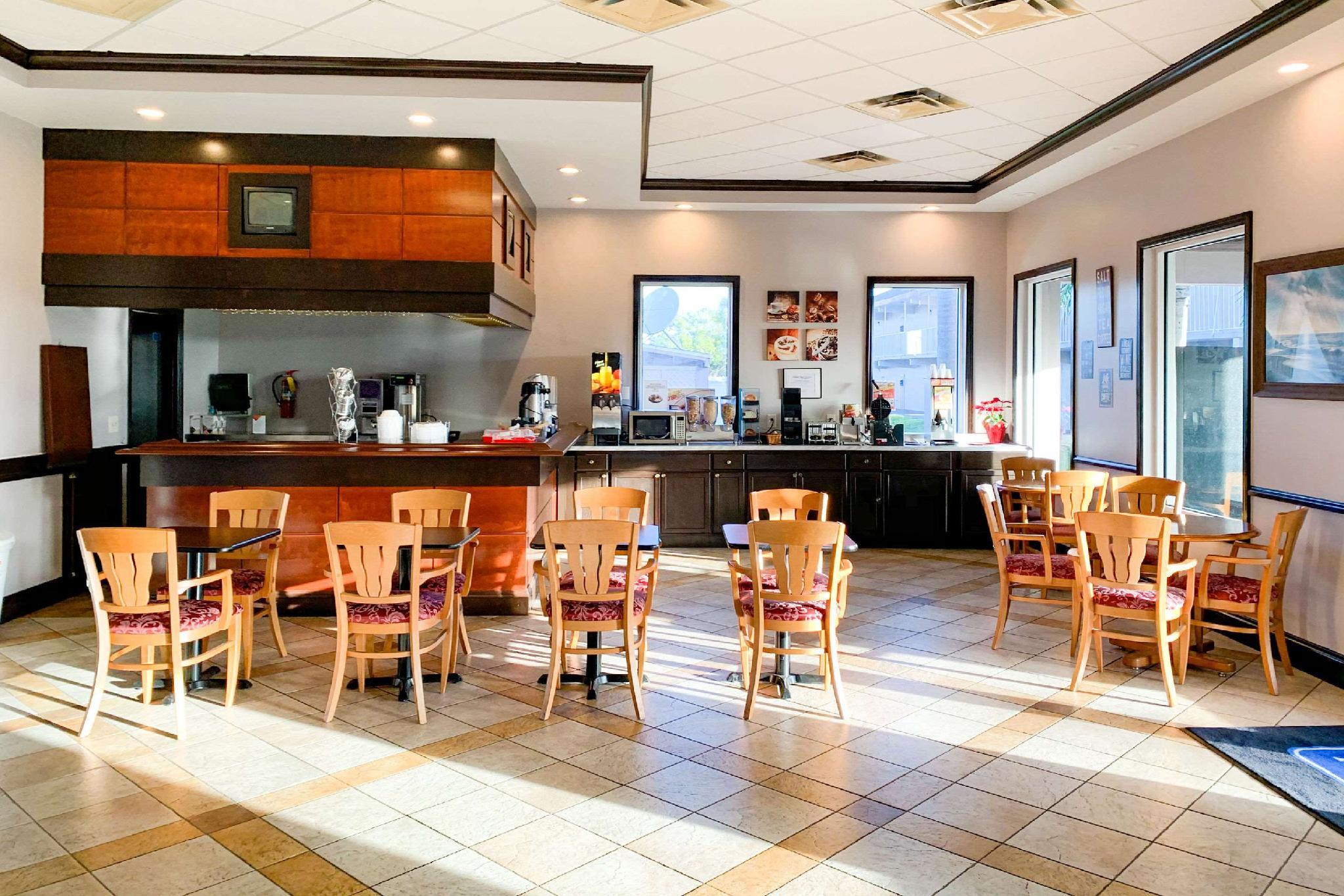 ロードウェイ イン サン シティ センター 写真