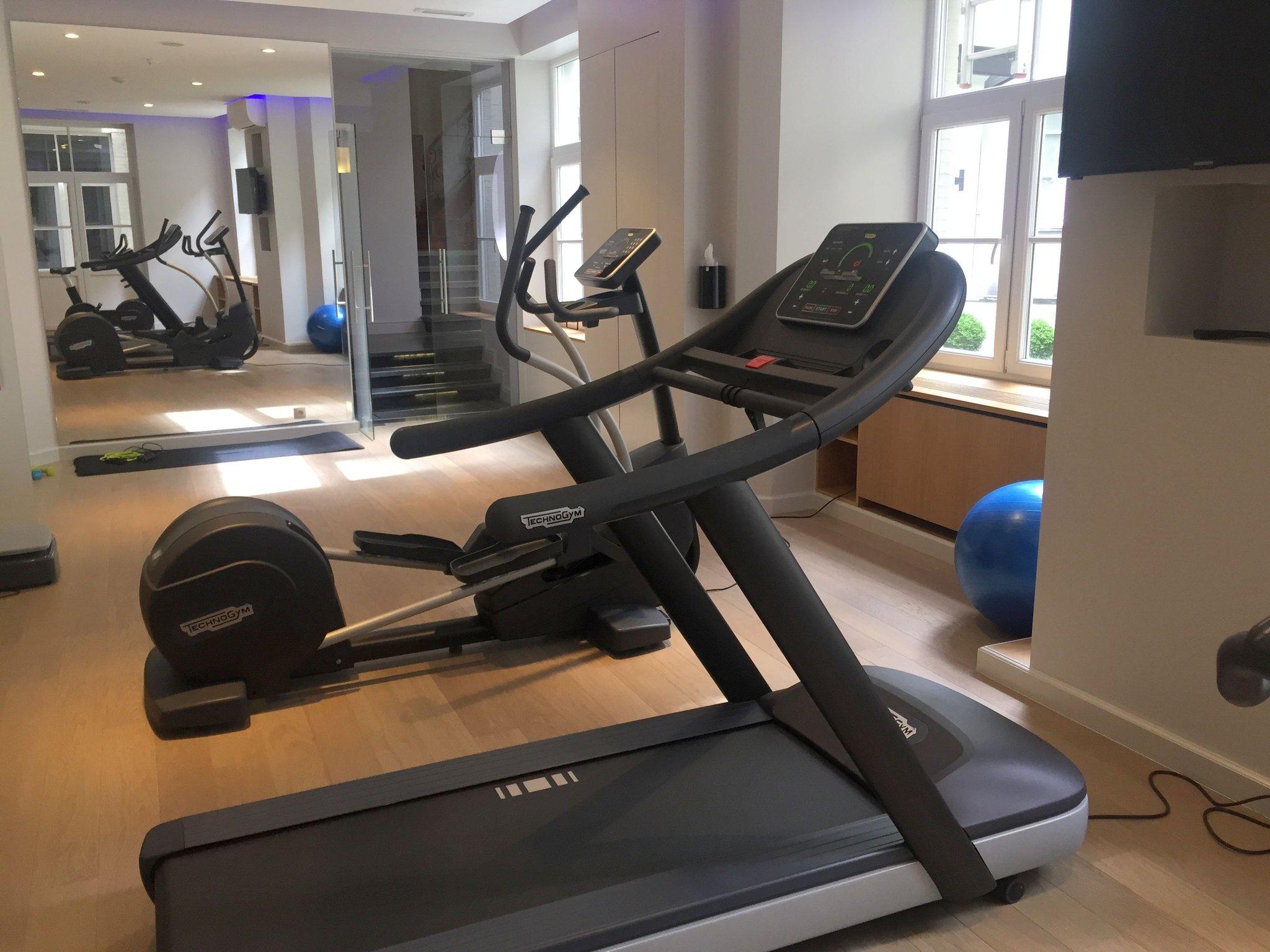 ホテル ル ディクセプティーム 写真