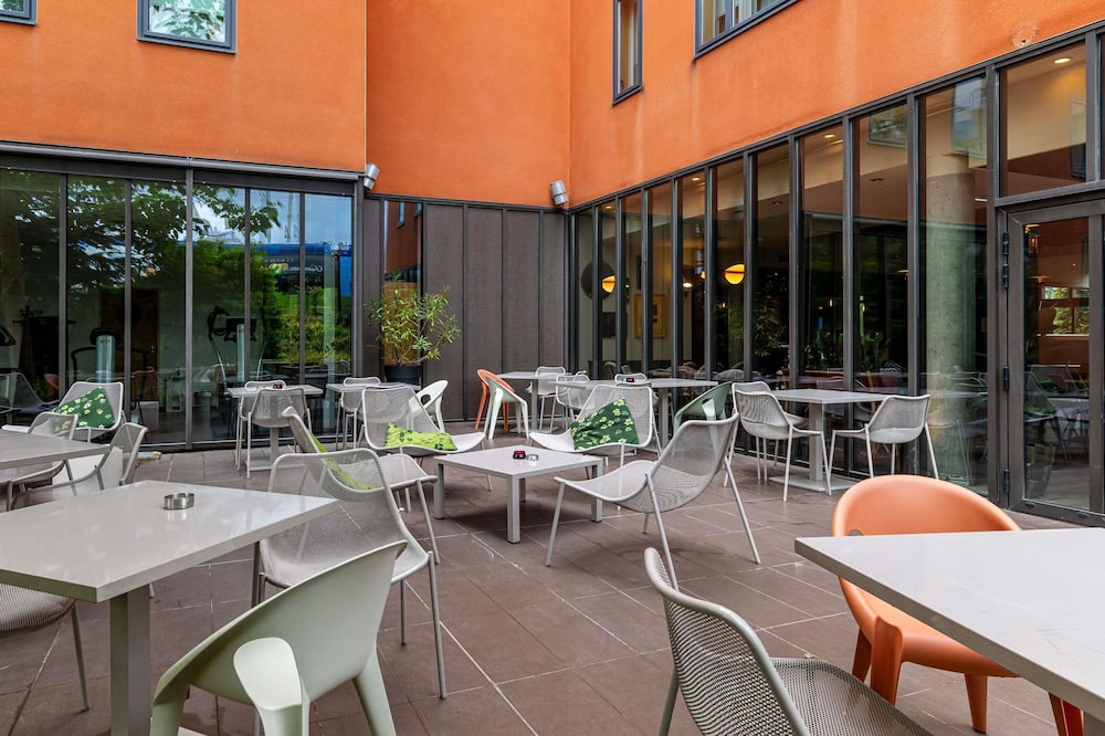 ノボテル スイート ランス サントル 写真