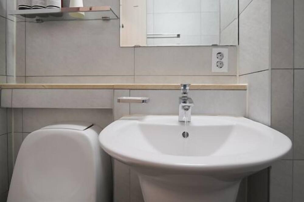 ホテル ダダ インサドン 写真