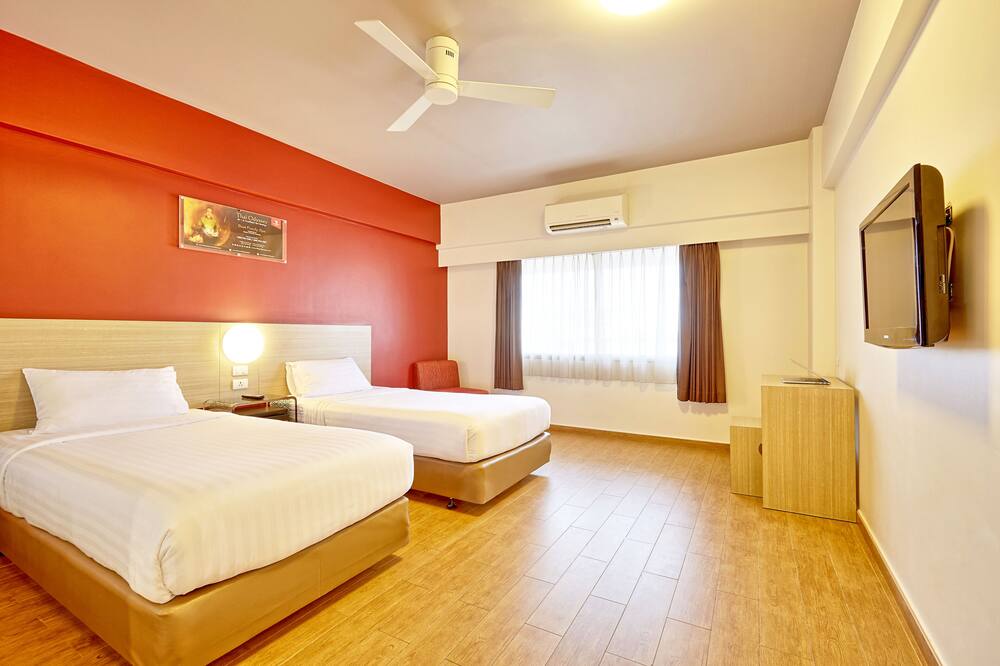 イージープラネット ハジャイ 写真