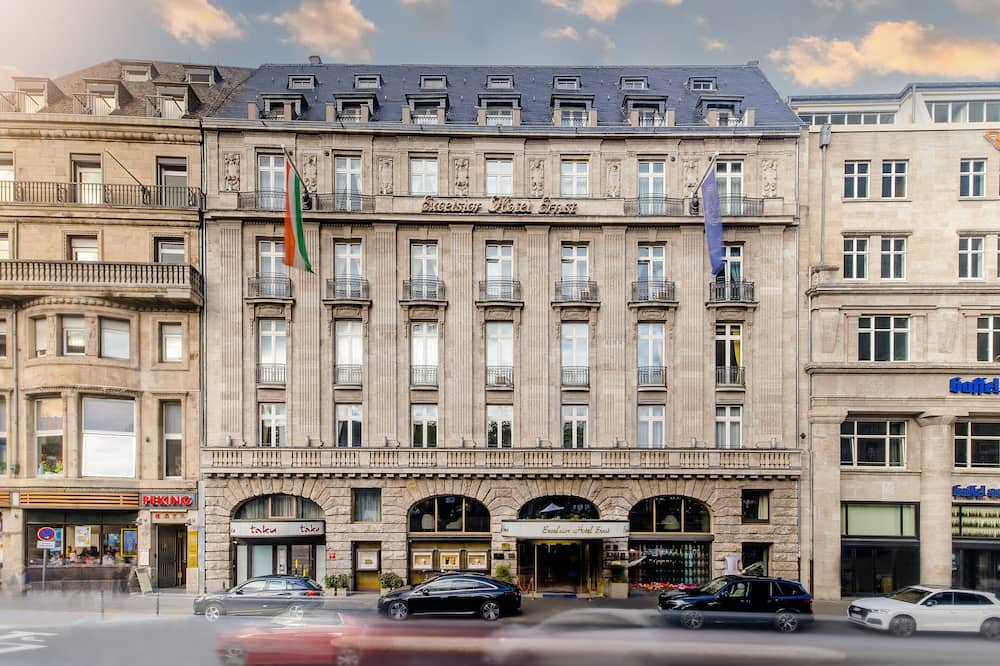 エクセルシオール ホテル エルンスト アム ドム 写真