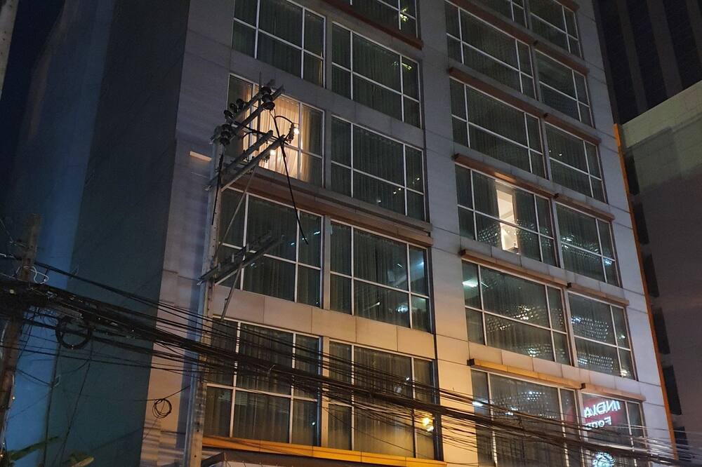 アモラ ネオラックス スイーツ 写真