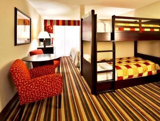 ホリデイ イン ＆ スイーツ オーランド SW セレブレーション エリア バイ IHG 写真