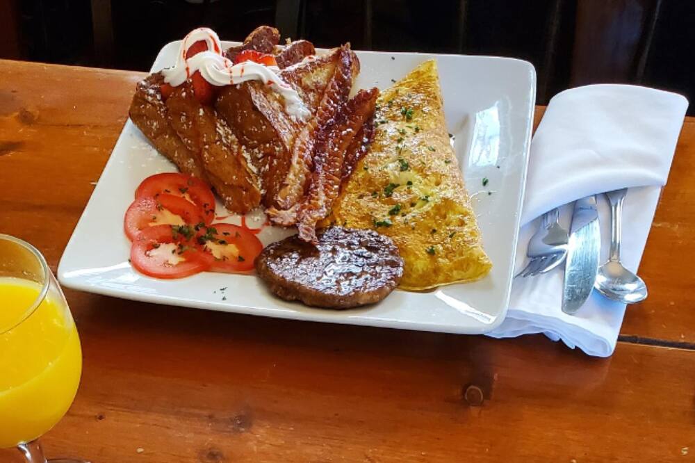 アドミラル ファラガット イン 写真