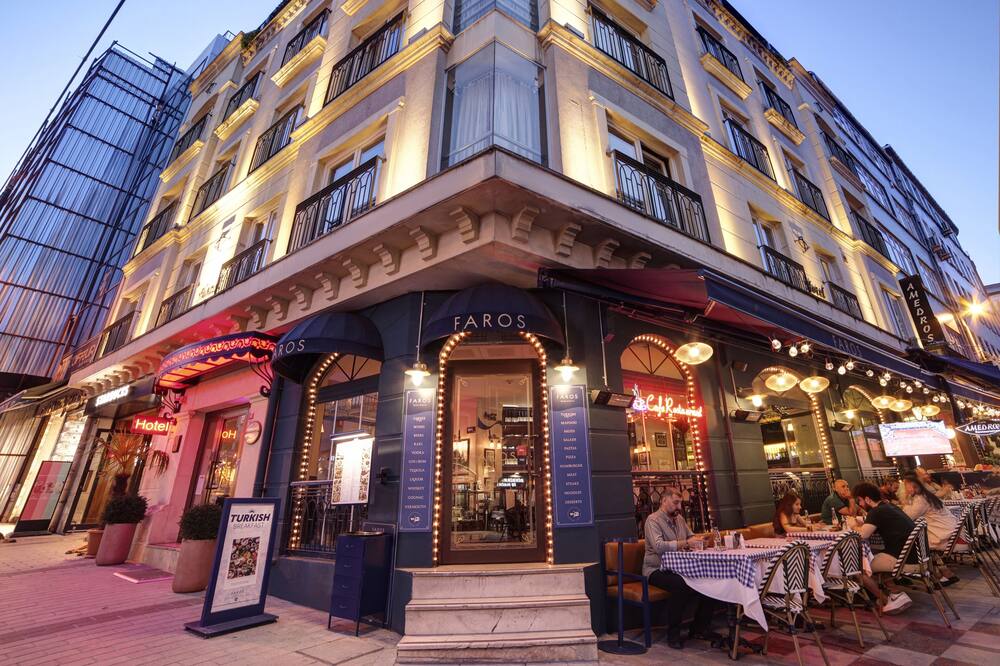 ファロス オールド シティ ホテル 写真