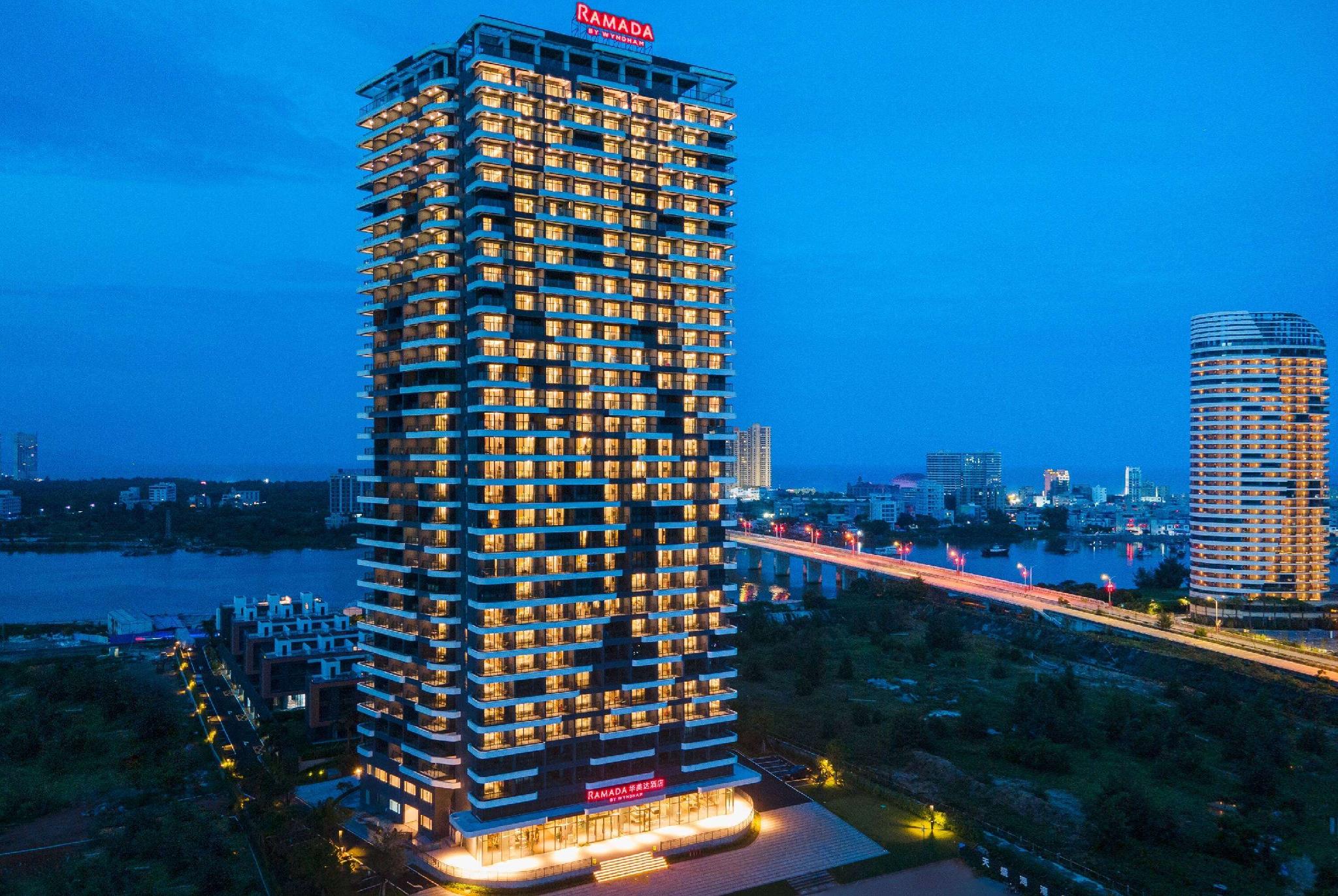 Ramada by Wyndham Huizhou Double Moon Bay 写真