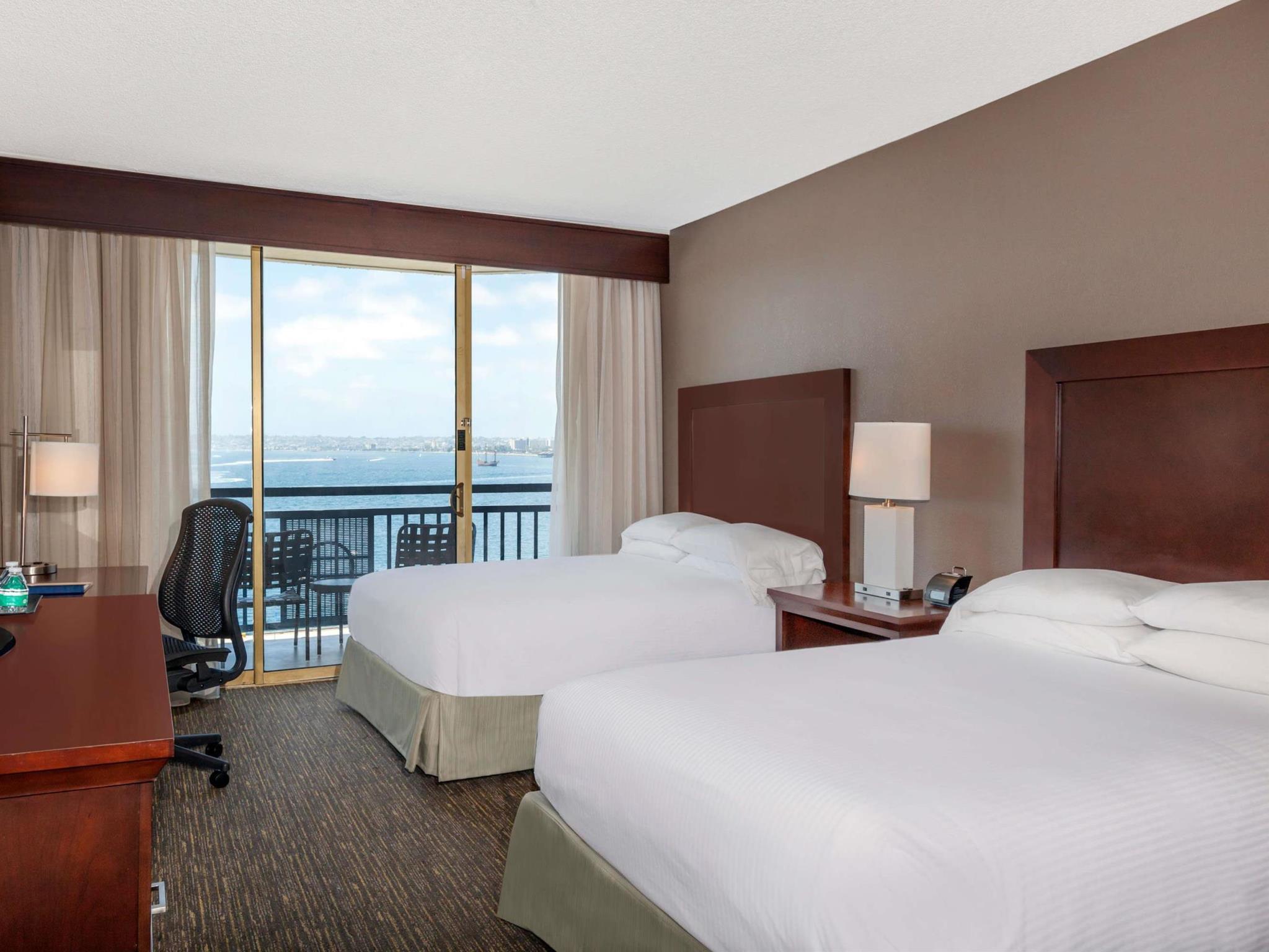 ウィンダム サンディエゴ ベイサイド 写真