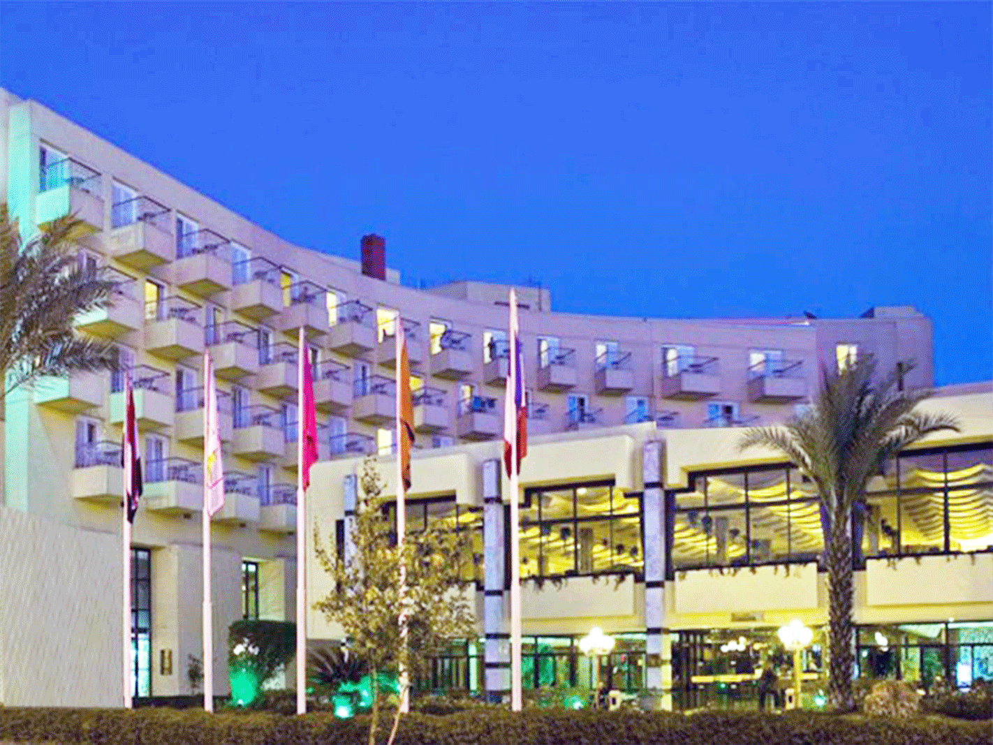 アラカン イータベ ルクソール ホテル 写真