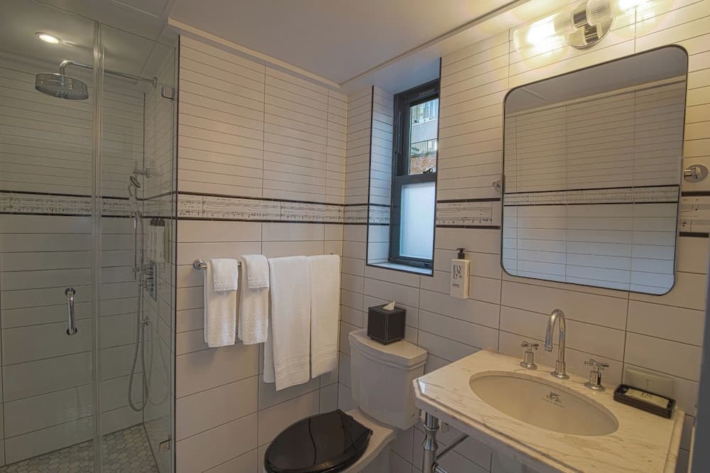 ザ イブリン 写真