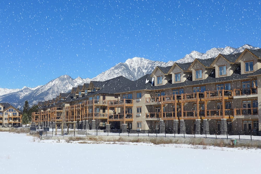 Bighorn Meadows Resort 写真