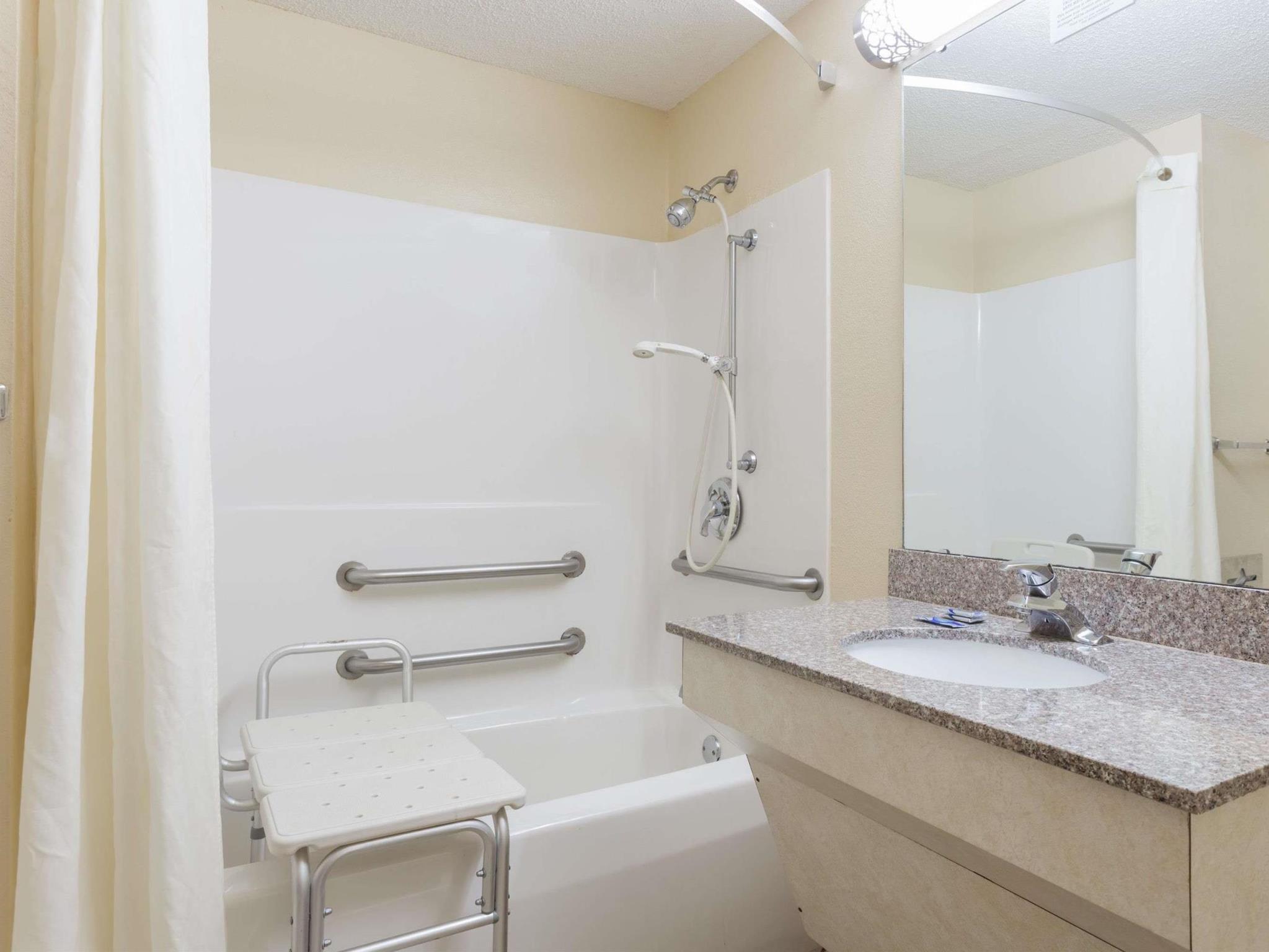 スーパー 8 バイ ウィンダム ピエモント グリーンビル エリア 写真