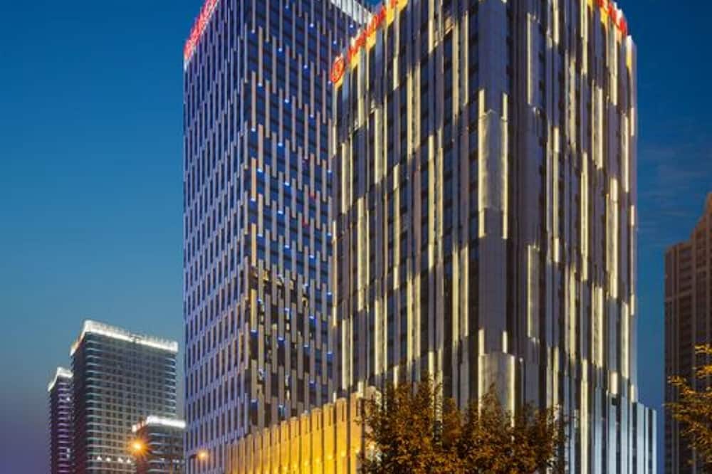 ワンダ レルム竜岩 写真