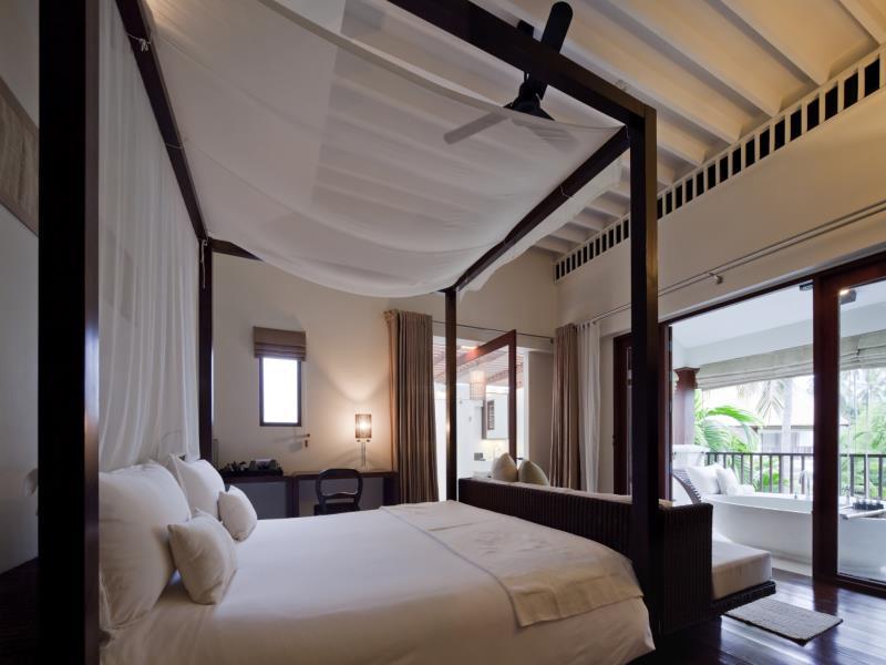 サラ サムイ チョンモン ビーチ 写真