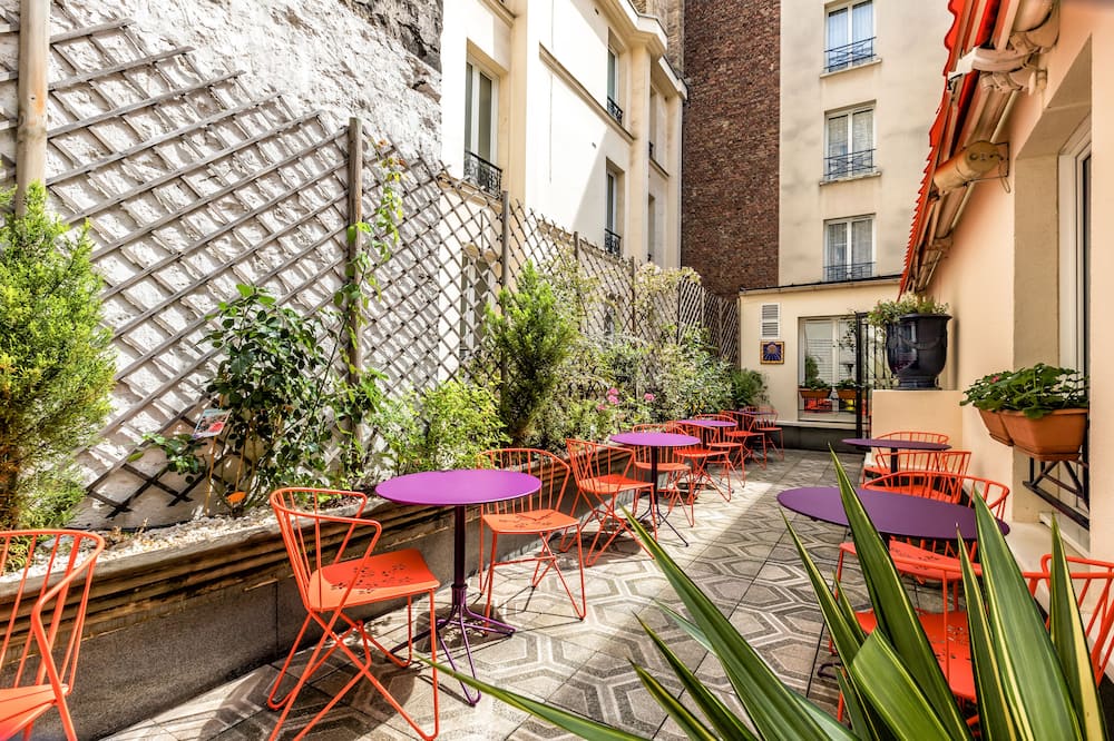 ヴィラ アレッサンドラ ホテル 写真