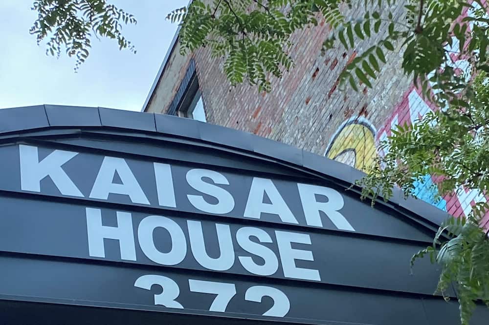 カイザー ゲスト ハウス 写真