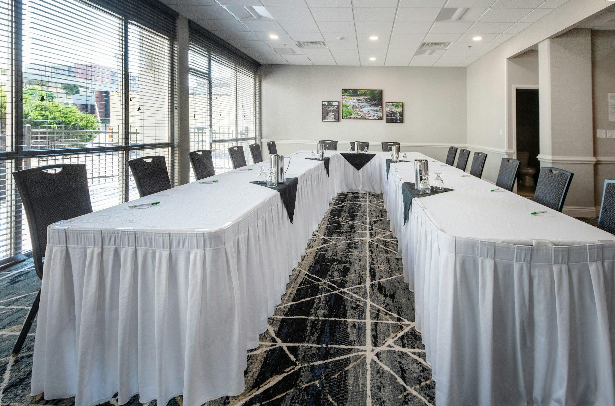 Holiday Inn Sioux Falls-City Center By IHG 写真