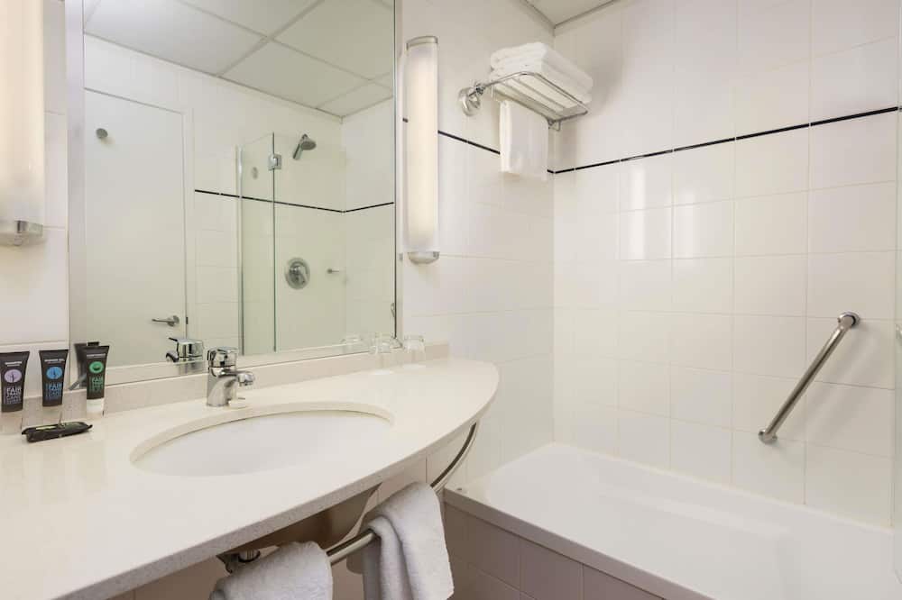 ノボテル エラズリー 写真