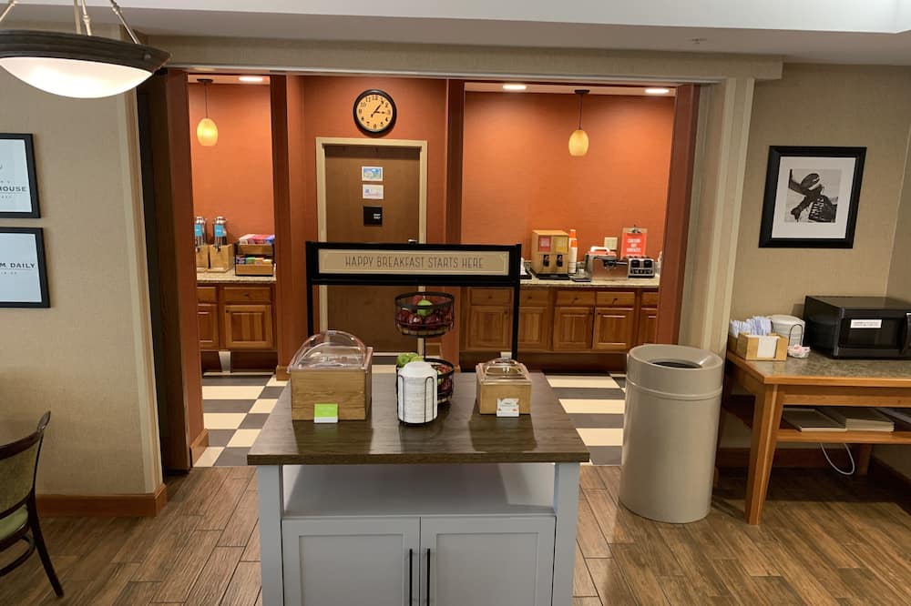 ハンプトン イン ウォータービル 写真