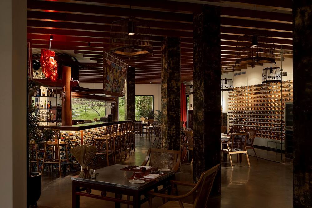 aNhillブティック 写真