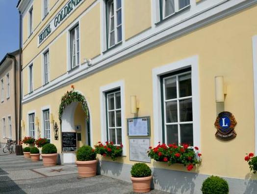 ホテル & レストラン シュテーン 写真