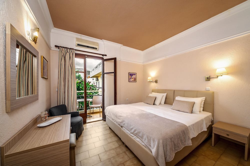 マリア マーレ 写真